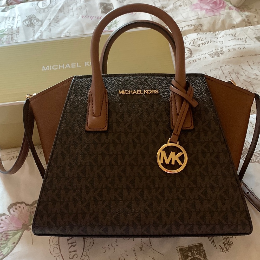 Micheal Kor medium satchel